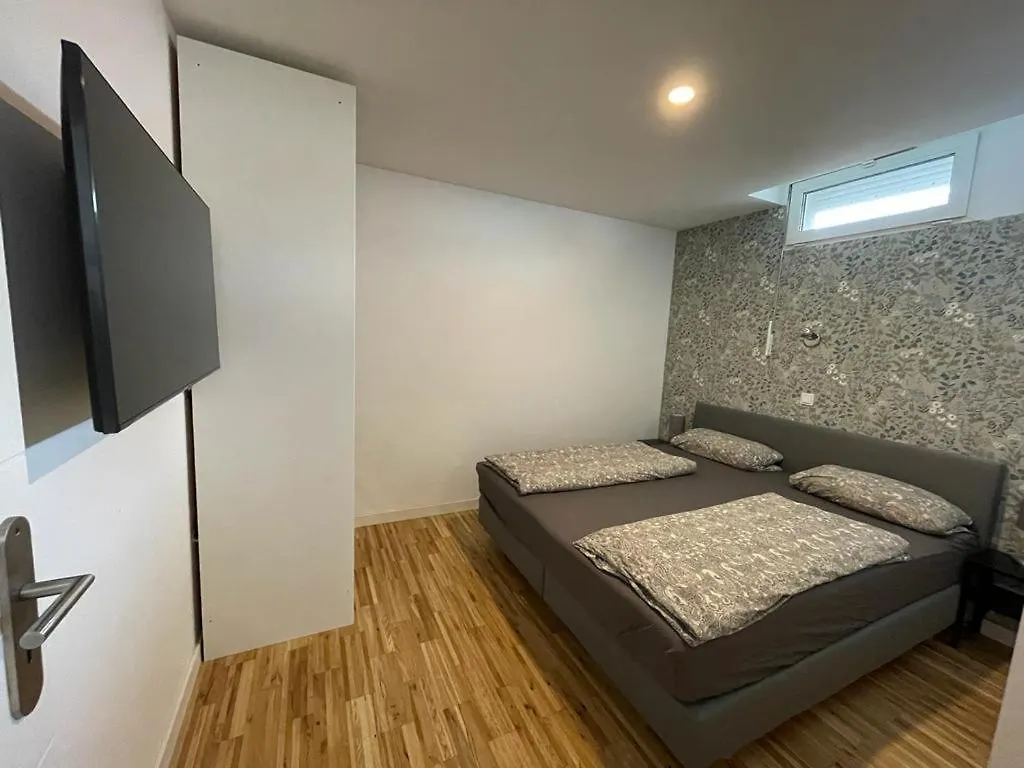 Apartment Bungalow am Donaupark Regensburg Deutschland